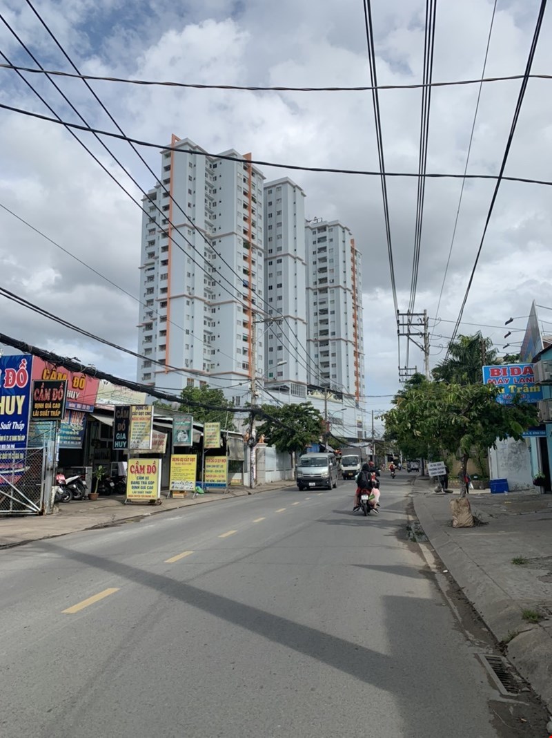 Bán nhà MTKD đường Mã Lò, quận Bình Tân, 380m2, ngang 10m, giá rẻ