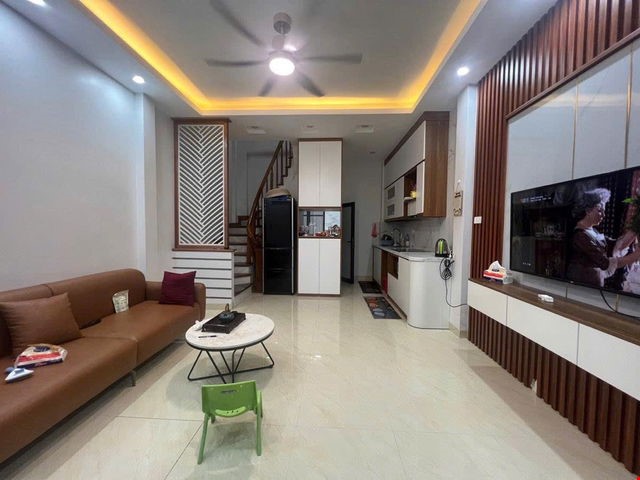 Bán gấp siêu phẩm nhà Cầu Giấy - Gần Ô tô đỗ- 41m2 – 4 Tầng – Giá chỉ 8 tỷ.