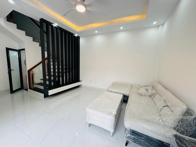 Bán gấp siêu phẩm Ô tô đỗ cửa Nam Từ Liêm - 40m2 – 5 Tầng - 6 tỷ