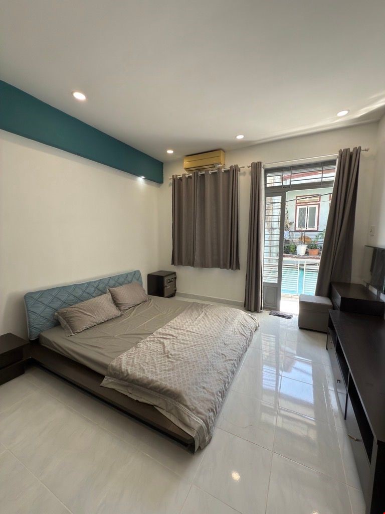 🏡Nhà 1/48 Ni Sư Huỳnh Liên Tân Bình- nhỉnh 6 tỷ-44m2 tặng nội thất- xe hơi đậu trước cửa