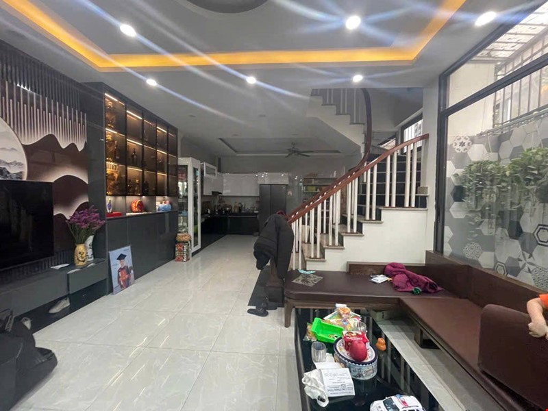 NHÀ ĐẸP BẰNG LIỆT -  SÁT Ô TÔ TRÁNH - HÀNG XÓM KHU ĐÔ THỊ - VÀI BƯỚC CHÂN RA PHỐ