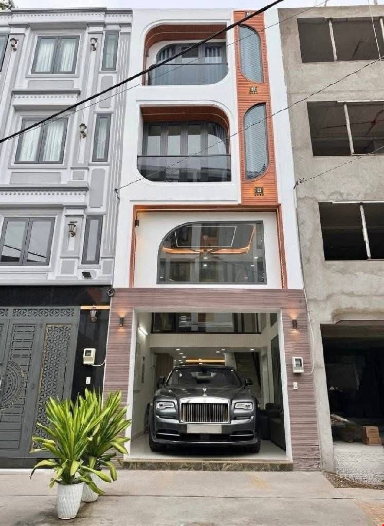 Bán nhà đẹp hẻm xe hơi Lê Quang Định, Gò Vấp, 56m², 5 tầng,10.x tỷ TL