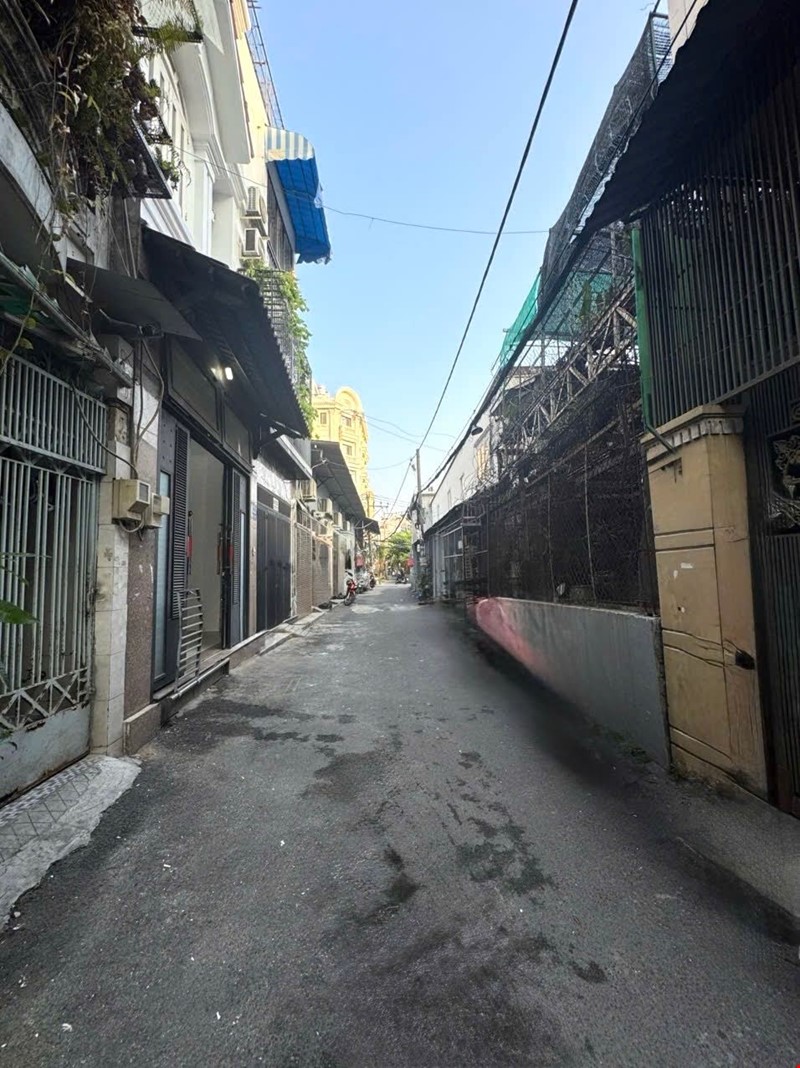 BÁN NHÀ GÒ VẤP, HẺM XE HƠI DƯƠNG QUẢNG HÀM, GẦN EMAERT, 4 TẦNG,5PN, 46M2, 8.7 TỶ TL