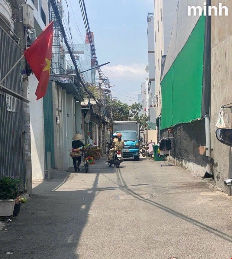 Bán nhà hẻm xe hơi Phan Huy Ich gần Emart, 50M2, 5.9 tỷ TL, giáp Tân Bình