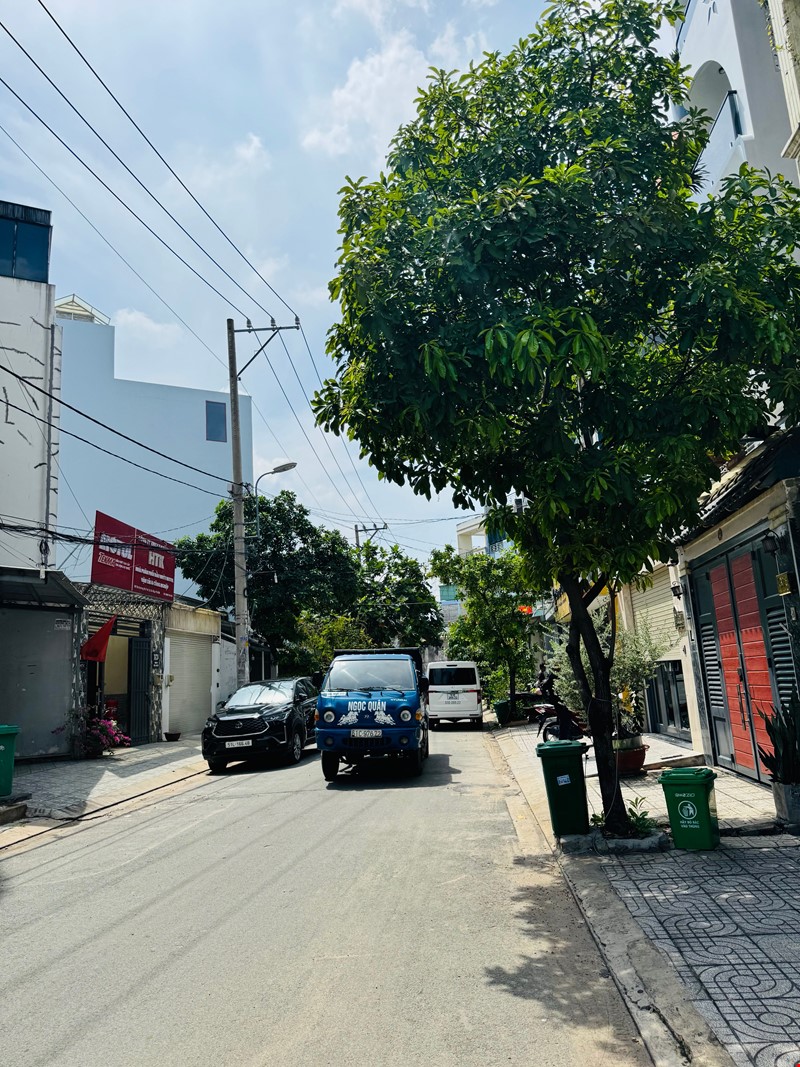 Bán nhà phố luxury Lê Văn Thọ Gò Vấp, 6 tầng, thang máy, gara ô tô, 15.8 tỷ TL