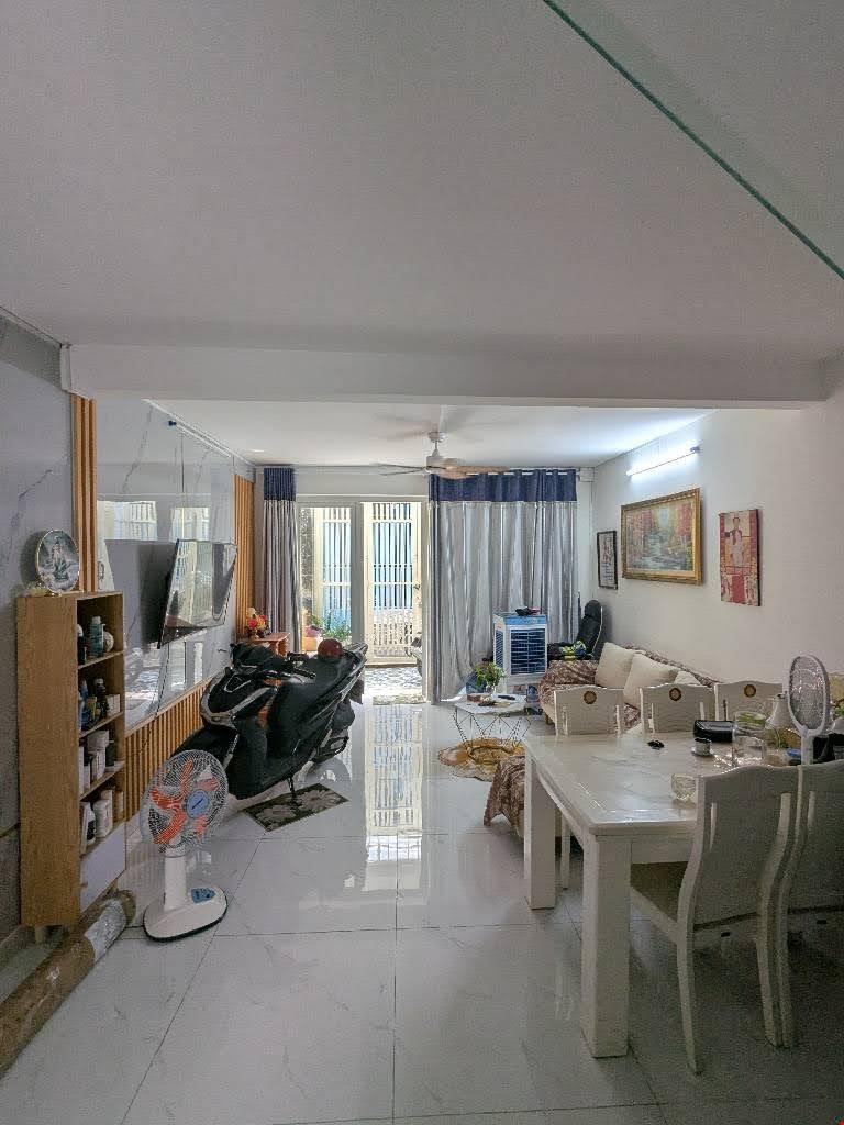 Bán nhà Gò Vấp, hẻm xe hơi Nguyễn Văn Công, 44m², 3 tầng, 4PN, nhỉnh 5 tỷ TL