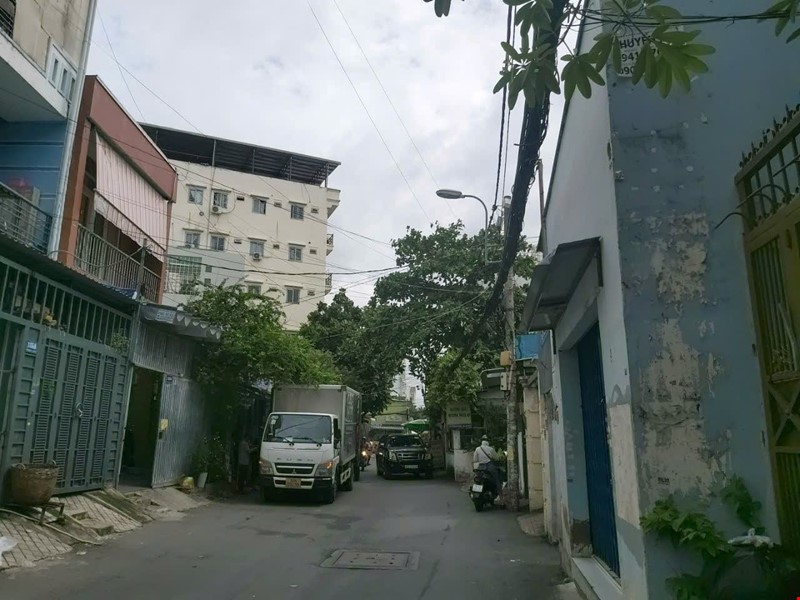 Bán nhà Gò Vấp, Hẻm xe hơi Dương Quảng Hàm thông Trần Bá Giao, 70m²,  8.95 tỷ TL