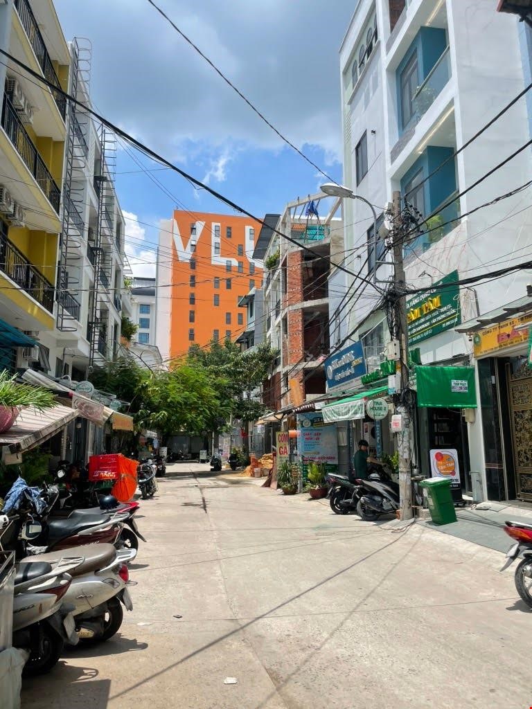 Bán CHDV 26 Phòng, Dòng Tiền  170tr/ Th, hẻm xe hơi Nguyễn Thái Sơn