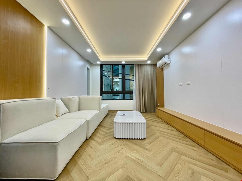 XEM LÀ MÊ: MỚI, ĐẸP, Ở NGAY, THANG MÁY, NGÕ THÔNG KINH DOANH, 3 THOÁNG.