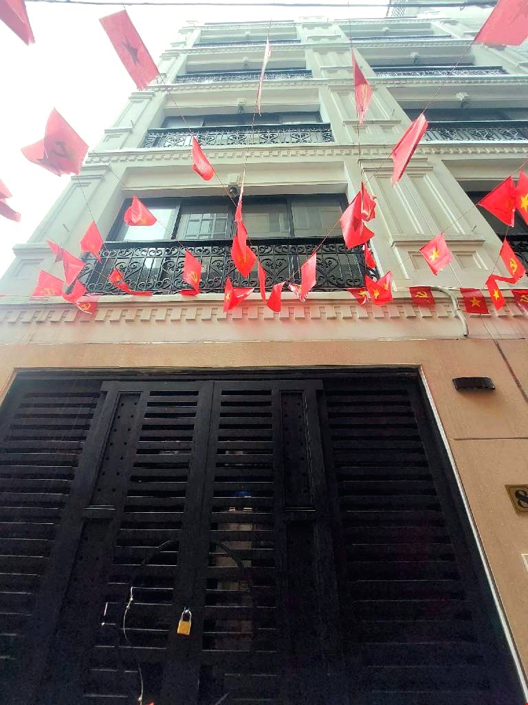 🌺🌺 LÔ GÓC 7 TẦNG THANG MÁY, VF3 ĐỖ CỬA, 10M Ô TÔ TẢI TRÁNH, BÃI GỬI XE 30M, CÁCH PHỐ 50M, SỔ HO