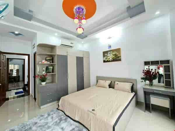 nha-vip-ly-thanh-tong-3-lau-4-x-15m-chi-73-ty-tan-phu-pr6234