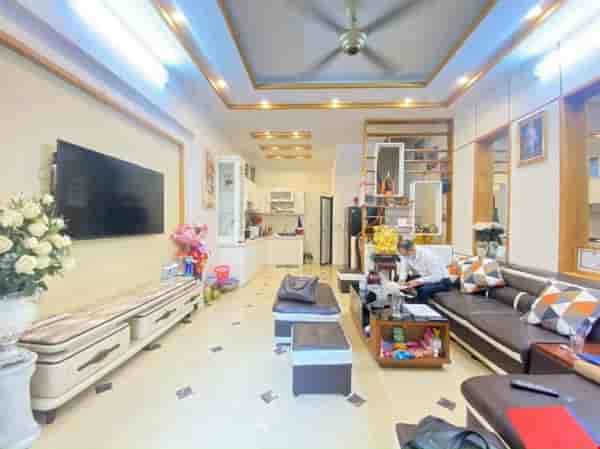 ha-soc-450tr-gan-pho-66m2-x-5-tang-85-ty-son-tay-ba-dinh-pr4083