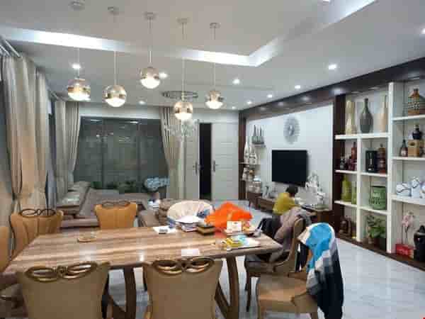 di-dinh-cu-nuoc-ngoai-can-ban-gap-nha-huynh-thuc-khang-dong-da-50m2-4t-mt-85m-685-ty-pr4126
