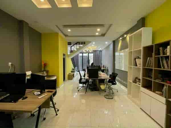 dien-tich-dep-5x12m-hem-4m-no-trang-long-87-ty-binh-thanh-pr6432
