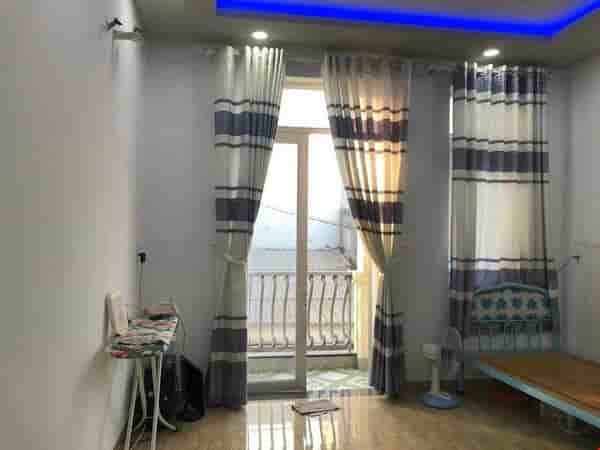 hem-4m-pham-huy-thong-42-x-14m-2-lau-62-ty-4pn-go-vap-pr5011