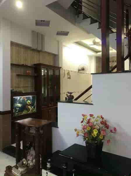 phu-nhuan-nha-dep-hoang-van-thu-4-x-14m-72-ty-phu-nhuan-pr6847
