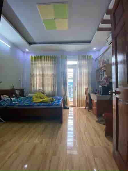 hem-35m-42-x-11m-3-lau-cach-mang-thang-tam-62-ty-tan-binh-pr5781