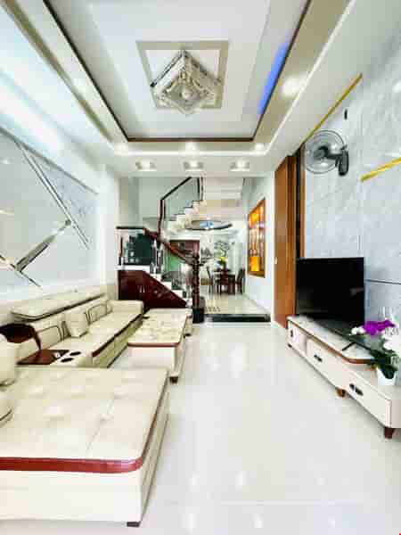nha-3-lau-hem-35m-tran-cao-van-4-x-135m-71-ty-phu-nhuan-pr5820
