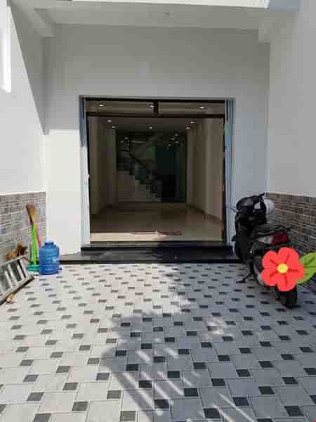 ban-nha-thiet-ke-hien-dai-mat-tien-pho-duc-chinh-95m2-3-tang-gia-14-ty-tl-0931857226-pr3859