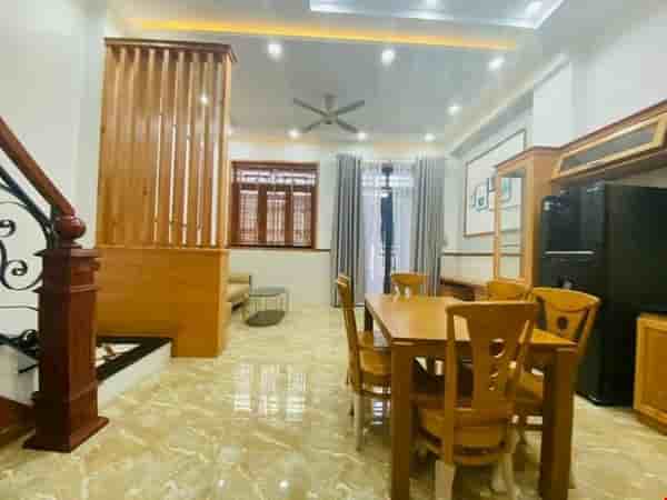 nha-dep-gap-ban-55-x-10m-87-ty-bui-dinh-tuybinh-thanh-pr4810