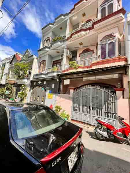 nha-hem-5m-o-to-phu-nhuan-5-x-115m-78-ty-nguyen-cong-hoan-pr4867