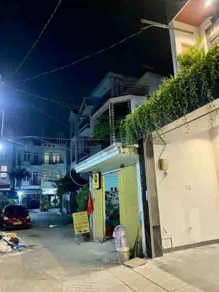 dep-cao-cap-4-x-15m-3-lau-hoang-hoa-tham-74-ty-tan-binh-pr6232