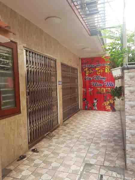 ban-nha-dep-phan-lo-ngo-210-hoang-quoc-viet-an-sinh-tuyet-voi-pr3850