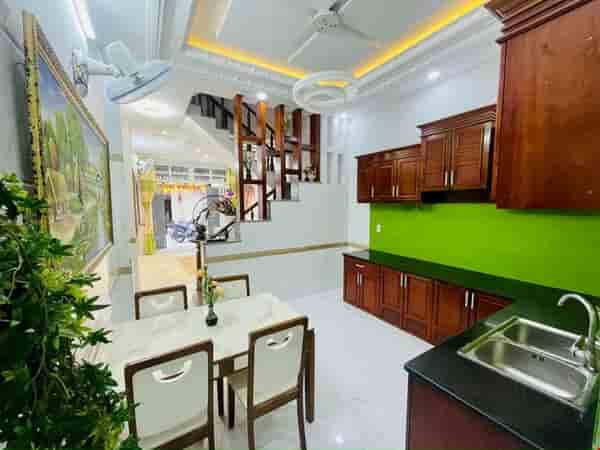 hem-4m-chu-dong-tu-35-x-14m-2-lau-chi-72-ty-tan-binh-pr5919