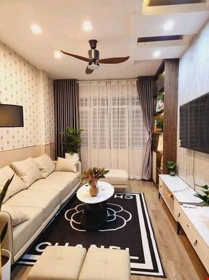 dan-xay-o-to-do-cong--ngo-thong-canh-truong-phap-pr6523