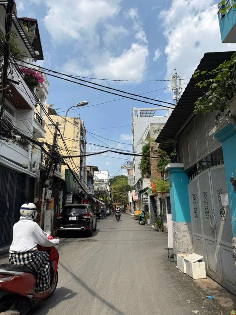 ban-nha-dep-go-vap--hem-xe-hoi-quang-trunggan-vincom-42m2-5-tang-6x-ty-pr7788