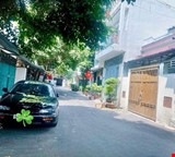 ban-nha-go-vap-pham-van-dong-hem-xe-tai-6m-gan-le-quang-dinh-5-tang-nhinh--9-ty-tl-pr7645