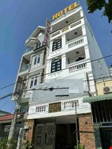 hotel-mt-khu-tran-van-giau-100m2-5-tang-chi-8-ty-pr4415