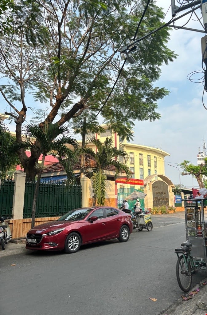ban-nha-go-vap-hem-xe-hoi-nguyen-van-khoi-thong-quang-trung -96m²-8-pn-chi-87-ty-tl-pr7523