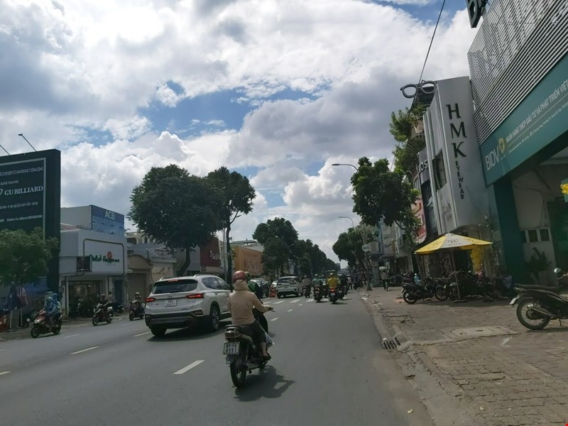 ban-nha-go-vap-hem-xe-hoi-quang-trung-ngay-vincom-4-x-13-4pn-hon-7-ty-pr7400