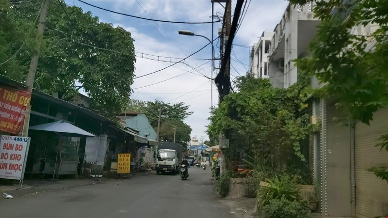 ban-nha-go-vap--hem-xe-hoi-thong-nhat-nha-dep-o-ngay-55-x-9-3pn-pr7412