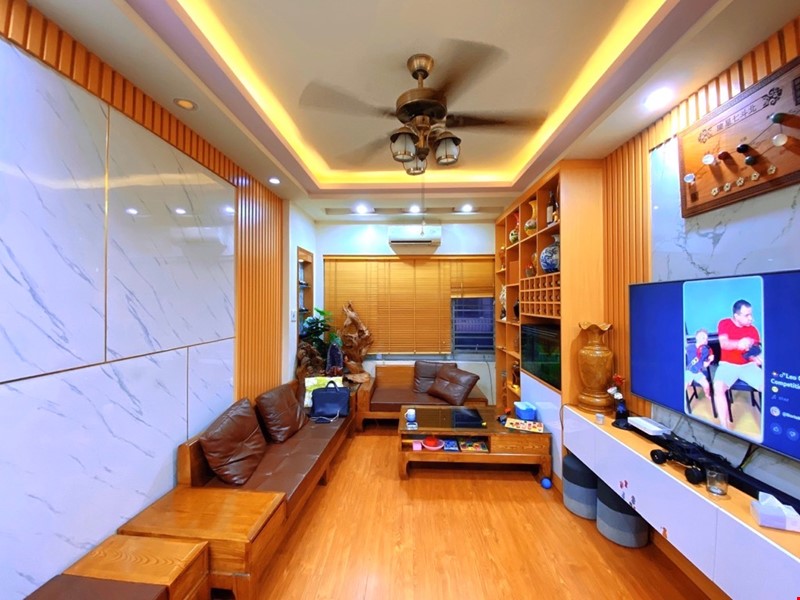 mat-pho-via-he-kinh-doanh-dinh-nha-dep-chac-chan-o-ngay-pr7612